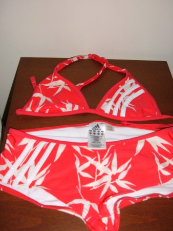 Bikini ADIDAS - Soutien e calçao Tamanho 38